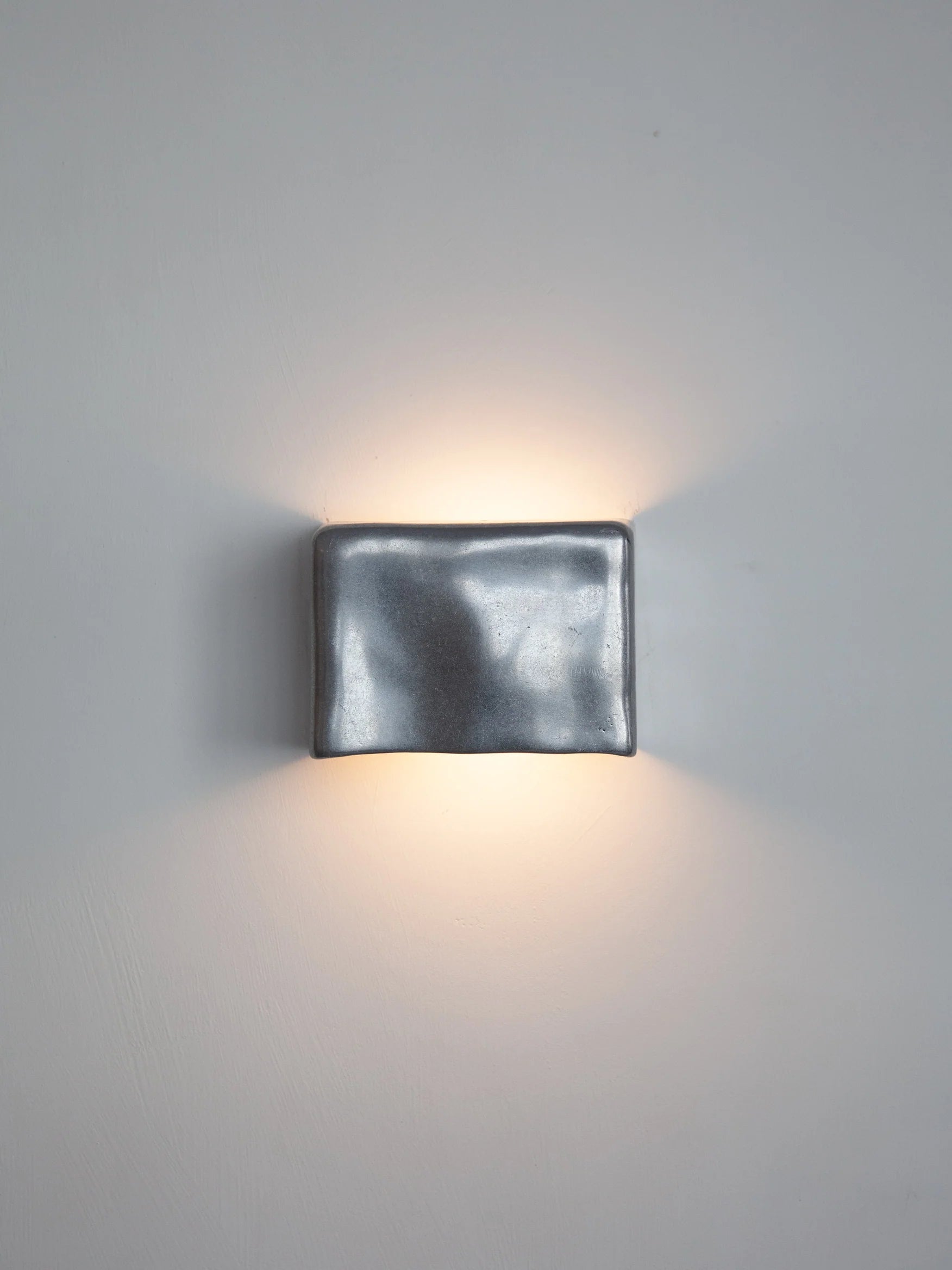 Scape Wall Light in Aluminium